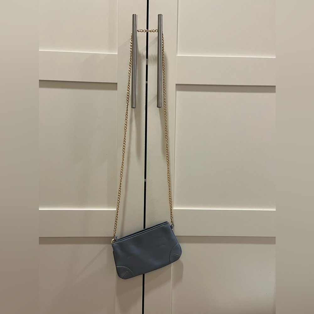 Franklin Covey blue change purse with gold chain strap, New - Picture 9 of 9